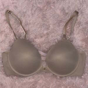 Victoria’s Secret Push-Up Bra 36D Nude Beige